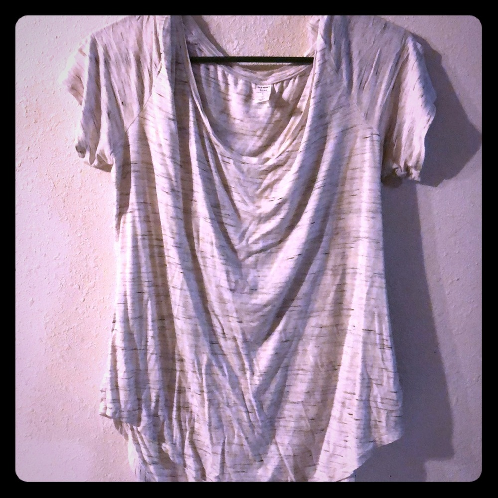 White scoop neck Tee